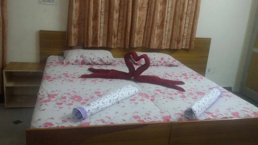 Hotel Sukhsadan 德拉敦 客房 照片