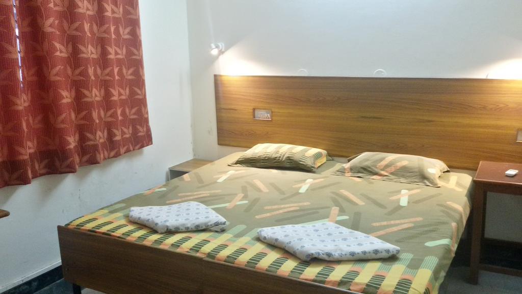 Hotel Sukhsadan 德拉敦 客房 照片