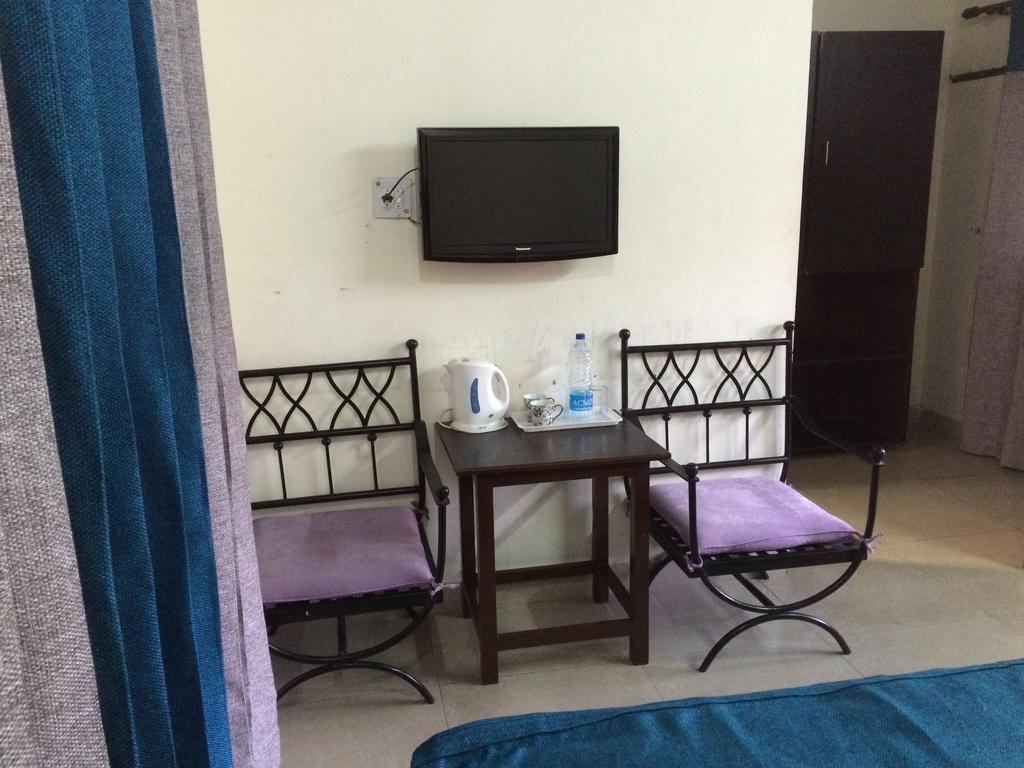 Hotel Sukhsadan 德拉敦 客房 照片